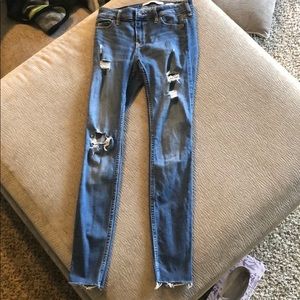 Hollister Ripped Skinny Jeans